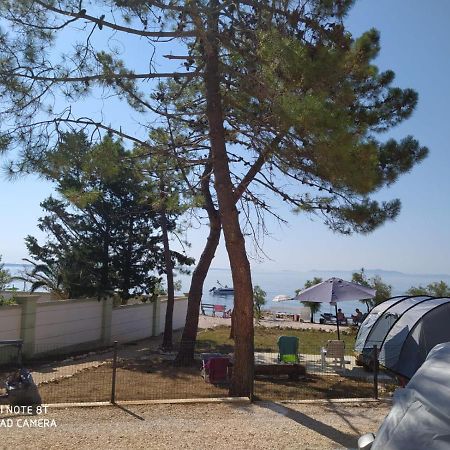 Apartmani Ana Vir Exteriér fotografie