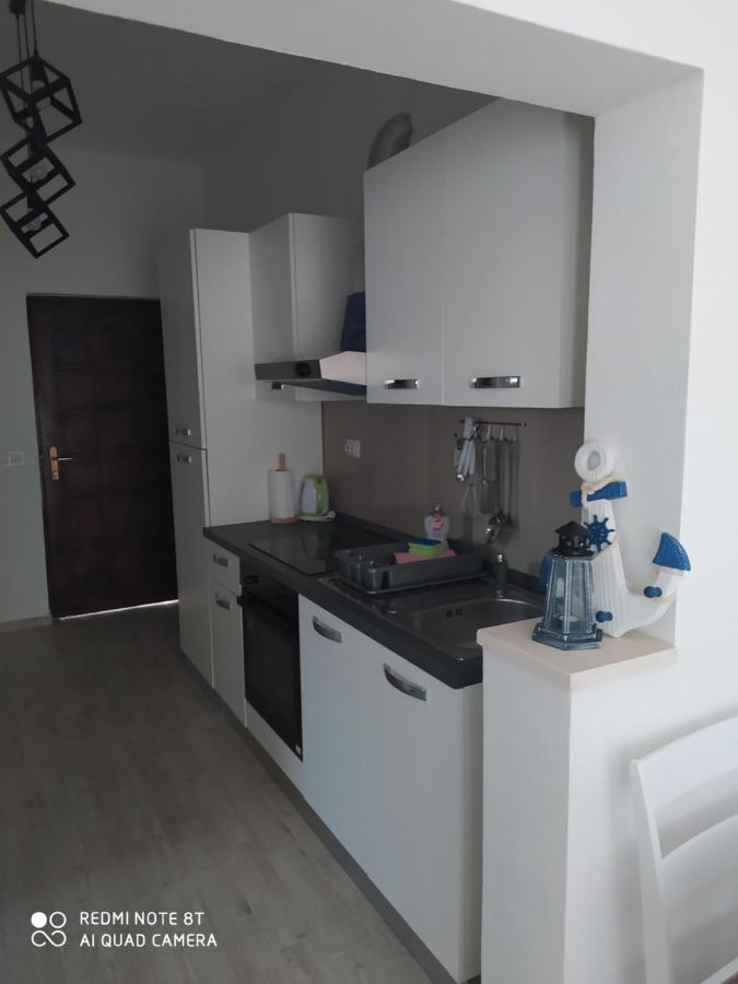Apartmani Ana Vir Exteriér fotografie