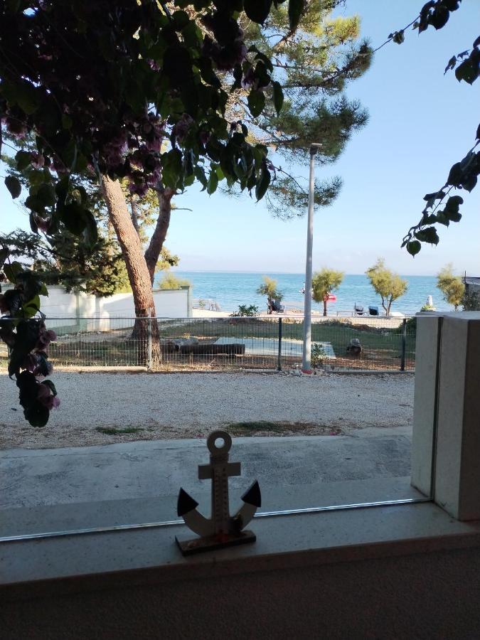 Apartmani Ana Vir Exteriér fotografie