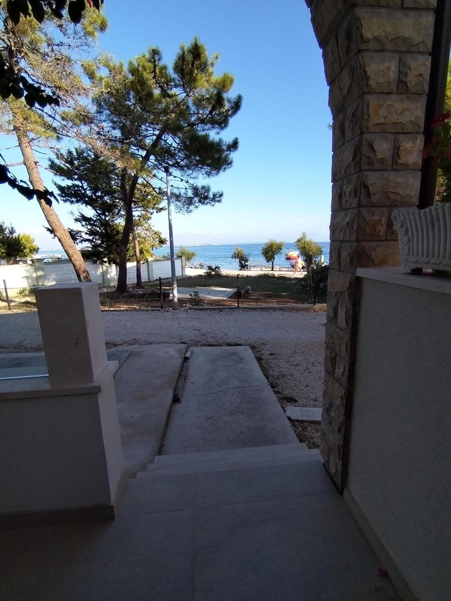 Apartmani Ana Vir Pokoj fotografie